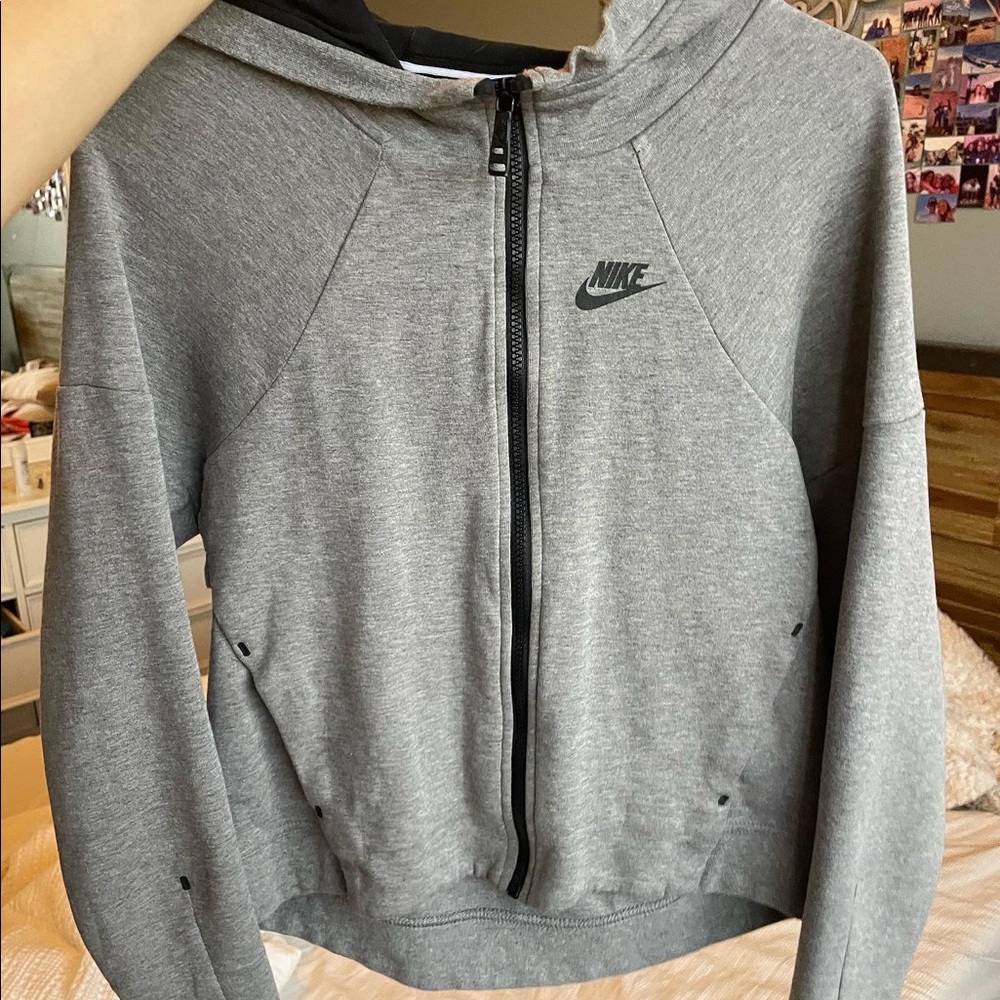 nike hoodie